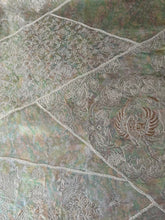 画像をギャラリービューアに読み込む, 【あずま型 中】花鳥模様・西陣引箔・金銀糸