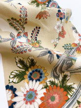 画像をギャラリービューアに読み込む, 多色暈しの梅に橘花波模様・アンティーク