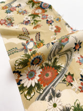画像をギャラリービューアに読み込む, 多色暈しの梅に橘花波模様・アンティーク