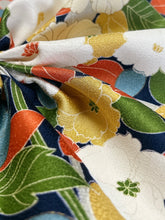 画像をギャラリービューアに読み込む, 霧かけ地紋に大花草模様【S】