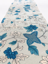 画像をギャラリービューアに読み込む, 唐草花模様・縮緬