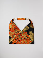 画像をギャラリービューアに読み込む, 破れ色紙に華模様【あずま型 中】特上