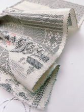 画像をギャラリービューアに読み込む, 格子柵花模様の白大島【S】
