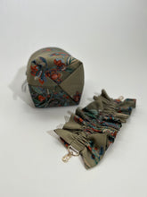 画像をギャラリービューアに読み込む, 更紗花模様の暈し染縮緬地