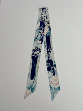 画像をギャラリービューアに読み込む, 流水地紋に大牡丹・組紐模様【特短】