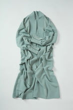 画像をギャラリービューアに読み込む, 青白橡色無地【六つ釦】