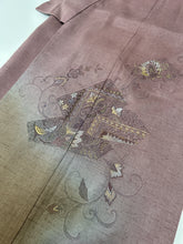 画像をギャラリービューアに読み込む, 中国三大刺繍・スワトウ刺繍・相良刺繍
総刺繍訪問着紬地更紗花唐草模様【予約品】