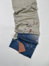 画像をギャラリービューアに読み込む, 【予約品】華紗綾型地紋に手描き絵模様