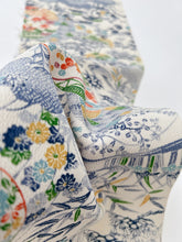 画像をギャラリービューアに読み込む, 型染に御所車風景丸文【六つ釦】