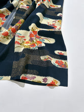 画像をギャラリービューアに読み込む, 雲掛け古典模様金彩【四つ釦】