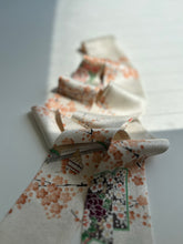 画像をギャラリービューアに読み込む, 琴屏風排笛に梅枝模様【特短】