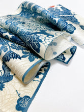 画像をギャラリービューアに読み込む, 古典御所に菊模様【ティアード】