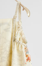 画像をギャラリービューアに読み込む, 扇に古典絵花模様【サイドギャザーワンピース】