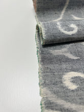 画像をギャラリービューアに読み込む, 唐草模様織り紬【S】