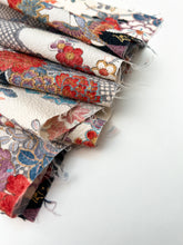画像をギャラリービューアに読み込む, 花鳥古典柄模様【六つ釦】