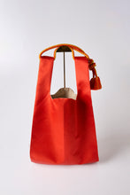 画像をギャラリービューアに読み込む, ⚠️難アリ・赤緑の暈し引箔の唐花模様【ケニショ・大】