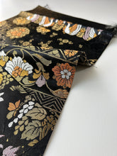 画像をギャラリービューアに読み込む, 【あずま型 中】唐織引箔袋帯花鳥模様