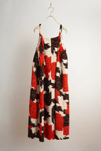 画像をギャラリービューアに読み込む, 鬼しぼ縮緬・大花模様【サイドギャザーワンピース】