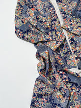 画像をギャラリービューアに読み込む, 亀甲に四季の草花尽くし模様【四つ釦】