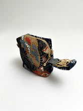 画像をギャラリービューアに読み込む, 七宝地紋に扇古典柄金彩模様【小】