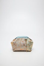 画像をギャラリービューアに読み込む, 切ばめ亀甲天上井格子草花模様②【ケニガマ・小】