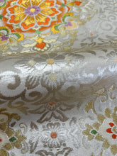 画像をギャラリービューアに読み込む, 銀糸華唐紋①【ケニガマ・小】