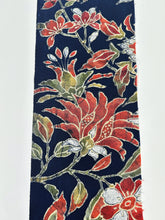 画像をギャラリービューアに読み込む, 新型・ろうけつ染め大草花模様【S】