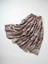 画像をギャラリービューアに読み込む, 紗綾型地紋に雲取り花散らし模様【ティアード】