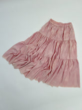 画像をギャラリービューアに読み込む, 跳び模様地お越し花絵模様【ティアード】