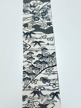 画像をギャラリービューアに読み込む, 縮緬型染笹雲取り絵【サイドギャザーワンピース】