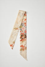 画像をギャラリービューアに読み込む, 【短】扇面金通し地紋に花車模様