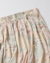 画像をギャラリービューアに読み込む, 抽象菊の総地紋に雲取り草花模様【ギャザータイプ】(再販)