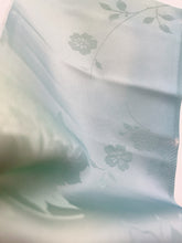 画像をギャラリービューアに読み込む, 華地紋暈し模様【化繊】