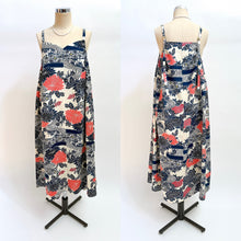画像をギャラリービューアに読み込む, 菊古典模様【サイドギャザーワンピース】