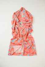 画像をギャラリービューアに読み込む, 唐紅色の花尽くし模様【六つ釦】