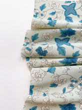 画像をギャラリービューアに読み込む, 唐草花模様・縮緬