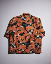 画像をギャラリービューアに読み込む, 枝花に大葉模様紬