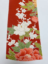 画像をギャラリービューアに読み込む, 霞地紋に大花模様【ブラウス】