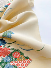 画像をギャラリービューアに読み込む, 5周年・
破れ色紙に蝶・花模様