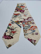 画像をギャラリービューアに読み込む, ビンテージ・紗綾型古典地紋に型染め【長】