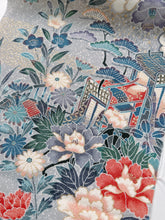 画像をギャラリービューアに読み込む, 御所車に風景模様のり散らし地【六つ釦】