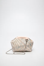 画像をギャラリービューアに読み込む, 鳳凰に扇模様①【ケニガマ・小】