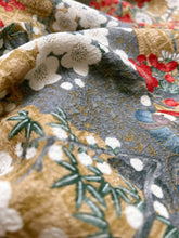 画像をギャラリービューアに読み込む, 枝梅菊模様【シュッケニ】