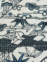 画像をギャラリービューアに読み込む, 縮緬型染笹雲取り絵【サイドギャザーワンピース】