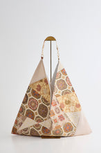 画像をギャラリービューアに読み込む, 蜀江華模様に花菱唐草花模様【あずま型 大】上物