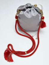 画像をギャラリービューアに読み込む, 銀鼠【ケニ巾着】