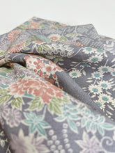画像をギャラリービューアに読み込む, 草花尽くし模様【サイドギャザーワンピース】