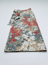 画像をギャラリービューアに読み込む, 枝梅菊模様【シュッケニ】