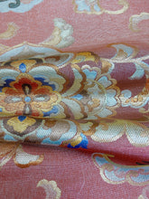 画像をギャラリービューアに読み込む, 唐花紋模様【ケニショ・大】
