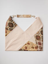 画像をギャラリービューアに読み込む, 蜀江華模様に花菱唐草花模様【あずま型 大】上物